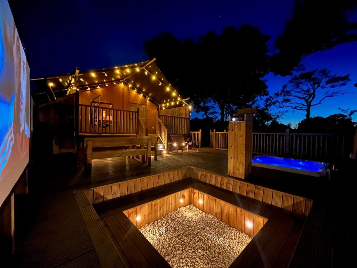 Aladdin Safari Tent Tenby Luaran gambar